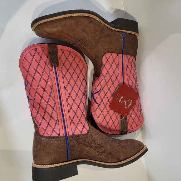 Womens Twisted x size 9.5 M leather coral boots with 11" shaft. Brand new never. - Picture 5 of 11